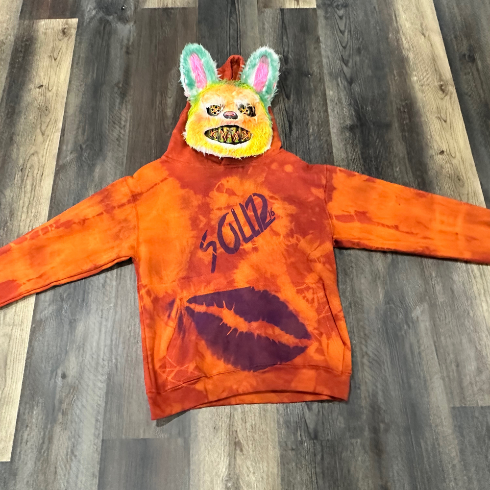 SOLID16&CO CUSTOM HOODIE